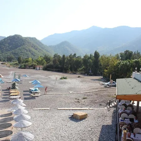 Changa Hotel 4*